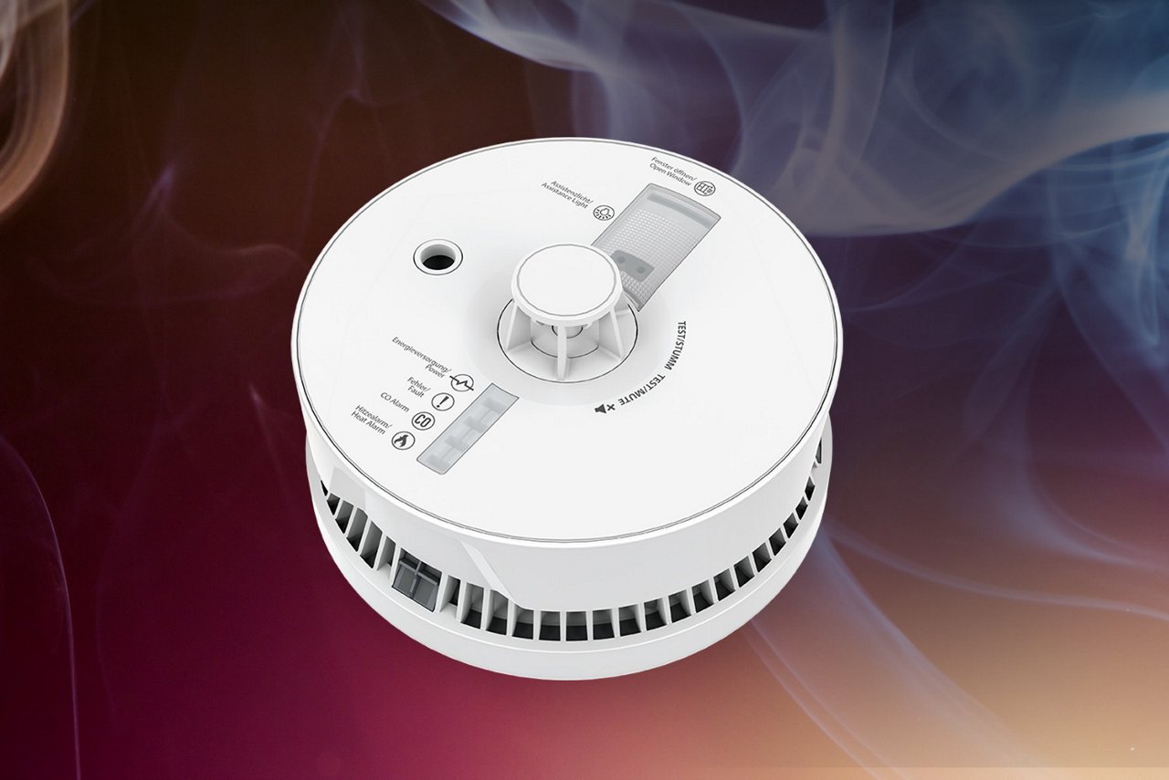 Multisensor Plus - Gerät auf dunklem Hintergrund